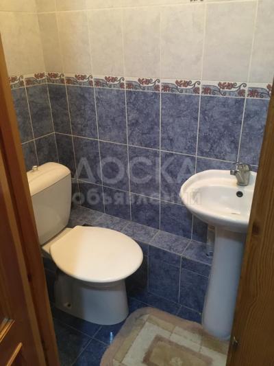 Продаю 3-комнатную квартиру, 62кв. м., этаж - 2/9, 5мкр по Юнусалиева