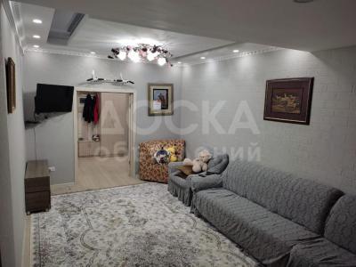 Продаю 2-комнатную квартиру, 76кв. м., этаж - 5/10, Панфилова 145.