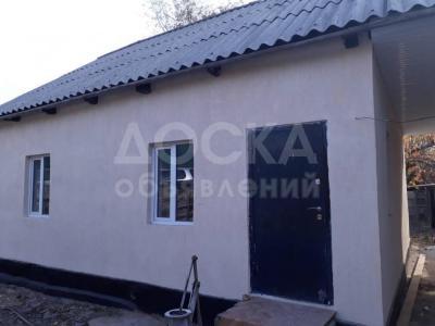 Продаю дом 3-ком., 60кв. м., этаж-1, 5-сот., стена кирпич, Красный Строитель.