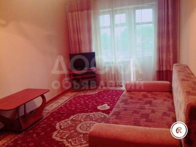 Продаю 3-комнатную квартиру, 47кв. м., этаж - 5/5, Киевская/Манаса.