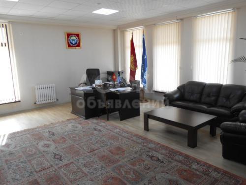 Продаю коммерческую недвижимость офисное помещение 200кв. м., Шота Руставели/ Сухомлинова,