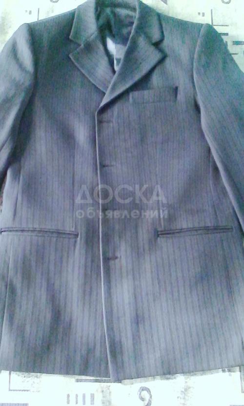 Продаю турецкий костюм (неношеный)