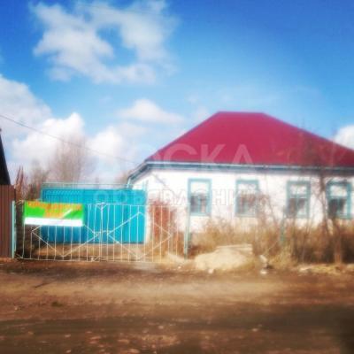 Продаю дом 5-ком. 100кв. м., этаж-1, 7-сот., стена кирпич, Красновосточная 60.