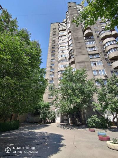 Продаю 1-комнатную квартиру, 38.3кв. м., этаж - 9/10, киевская/советская .