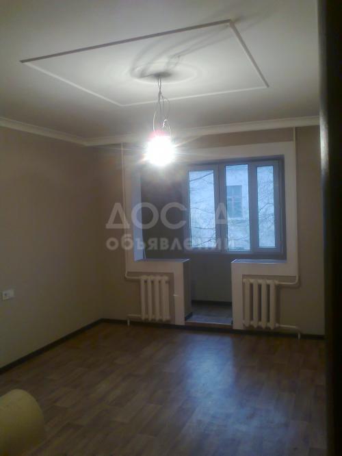 Продаю квартиру 1-ком., 32кв. м., этаж - 2/4, Тимура Фрунзе-Юрия Гагарина, Инст-земледелия..