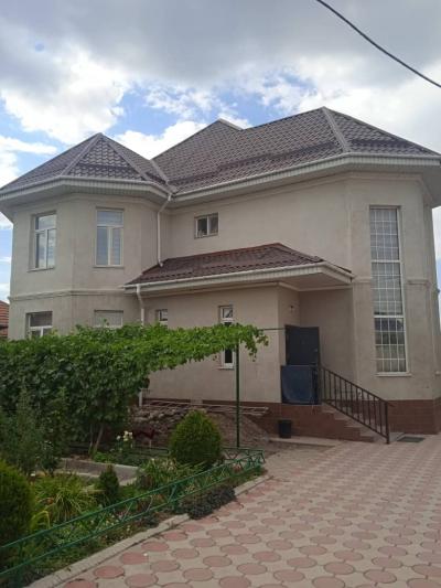 Продаю двухэтажный дом