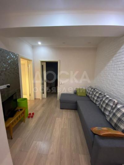 Продаю 1-комнатную квартиру, 47кв. м., этаж - 10/10, Джал,Ахунбаева/Тыналиева, Атабей групп .