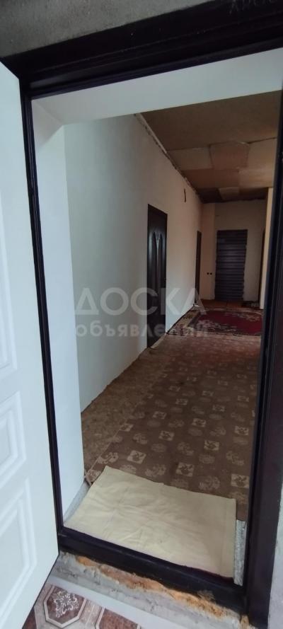 Продаю дом 5-ком. 130м квкв. м., этаж-1, 4-сот., стена кирпич, Ак-Ордо 3 ул Жаштык .