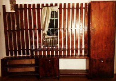 продаю стенку в прихожую. дерево. длина 2, 80, ширина 26 см +996554002783