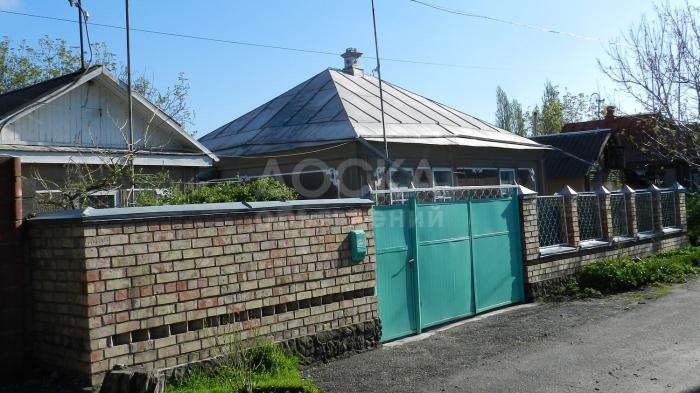 Продаю 4-ком., 99кв. м., этаж-1, 18-сот., стена кирпич, с.Беловодское,ул.Северная,