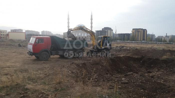 Продаю строй материалы перевозка.
песок,глина,отсев,щебень,гравии,оптималка,перегной