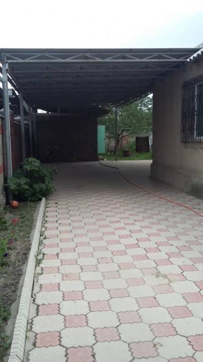 Продаю дом 4-ком. 150кв. м., этаж-1, 5-сот., стена кирпич, Ала тоо.