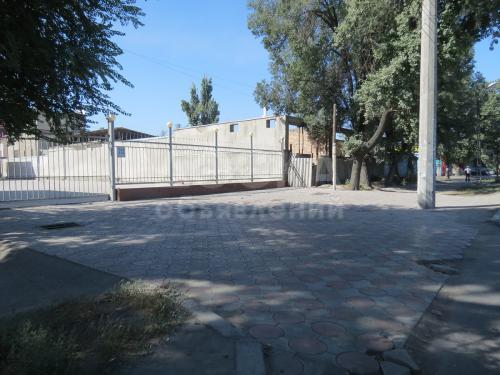 Продаю коммерческую недвижимость торговые помещения 120кв. м., пр.Жибек-жолу252,