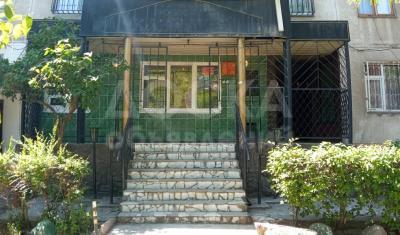 Продаю офисное помещение 53кв. м., Малдыбаева 36а.