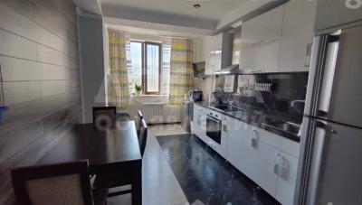 Продаю 3-комнатную квартиру, 62кв. м., этаж - 10/10, Логвиненко//Фрунзе.