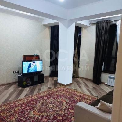 Продаю 2-комнатную квартиру, 61кв. м., этаж - 4/5,  Медерева Карла Маркса..