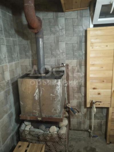 Продаю дом 4-ком. 55кв. м., этаж-1, 5-сот., стена кирпич, Район Красный строитель (Кирпичный завод).