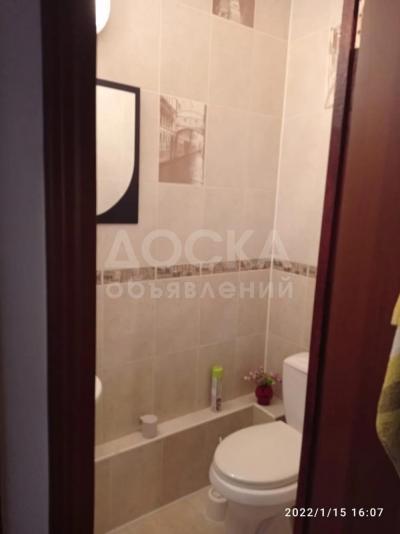 Продаю 3-комнатную квартиру, 64.7кв. м., этаж - 9/9, 5 микрорайон.