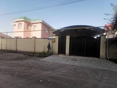 Срочно продаю 2 этажный дом в районе Кок жар все удобства для проживания

 Дом расположен на участке 15сот 7 комнаты 2 сан узел
Большой сад
Коммуникации
Газ
Вода
Свет 3-х фаска 
Газовая отопления 


Адрес Алматинская Юж-магистраль  Мадиева 27

330мин$

Те