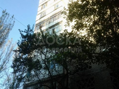 Продаю квартиру 3-ком., 62кв. м., этаж - 7/9, Аламедин-1.