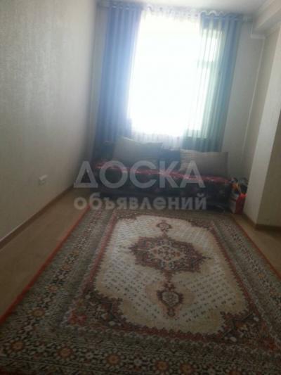 Продаю квартиру 3-ком., 101кв. м., этаж - 6/8, Бишкек.