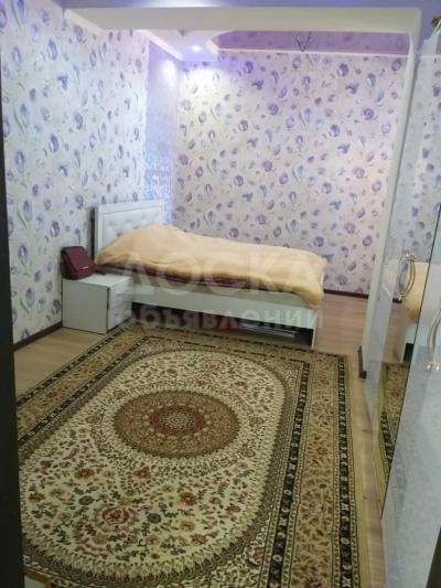 Продаю 3-комнатную квартиру, 90кв. м., этаж - 10/10, Чолпонатинская-Горького.