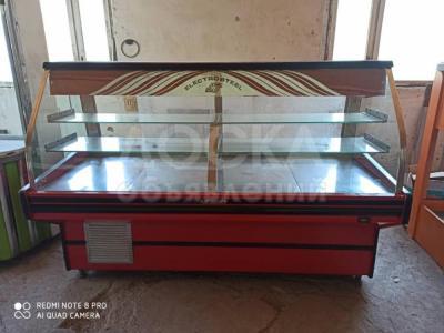 Витринный холодильник с морозильной камерой, производства Иран