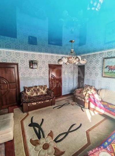 Продаю дом 5-ком. 103кв. м., этаж-1, 4-сот., стена кирпич, Советская Элебесова.