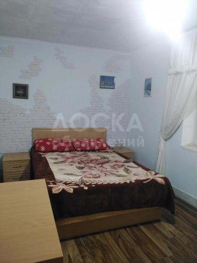 Продаю дом 3-ком. 70кв. м., этаж-1, 5-сот., стена саман, Садыкова 33.