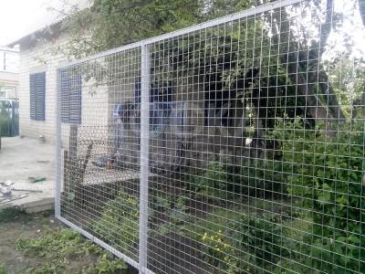 Сварная сетка для ограждения и др.