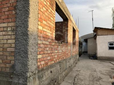 Продаю участок под строительство, 8 соток СЭЗ Бишкек, в жилом массиве Ынтымак.