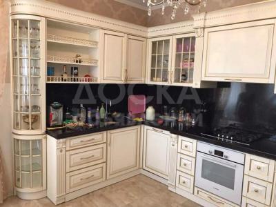 Резная мебель, кухни, топчаны шкафы