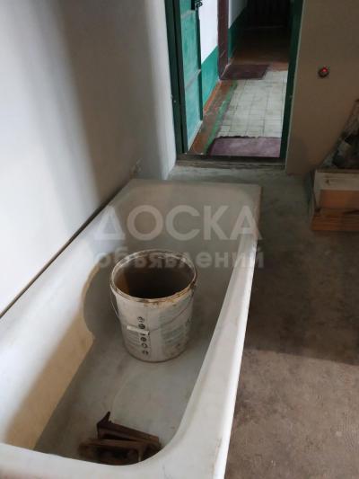 Продаю чугунную ванну советскую б/у в нормальном состоянии