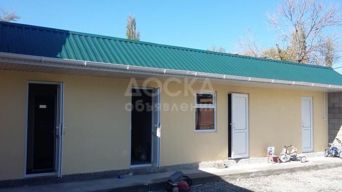 Продаю дом, 4-ком., 75 кв.мкв. м., этаж-1, 10-сот., стена кирпич, село Военно-Антоновка, ул. Ленина,92,