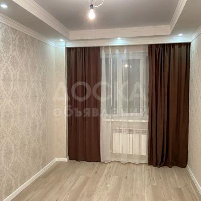 Продаю 3-комнатную квартиру, 81кв. м., этаж - 2/10, Асанбай.