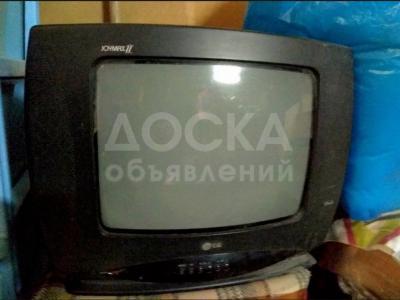 Продаётся телевизор марки LG  маленький