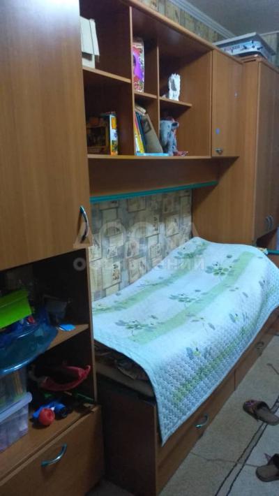 Продаю дом 4-ком. 150кв. м., этаж-1, 7-сот., стена кирпич, Жибек Жолу/Исанова.