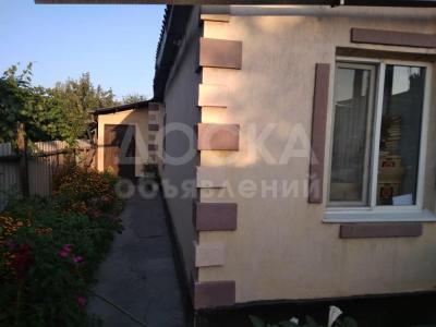 Продаю дом 6-ком. 116кв. м., этаж-1, 5-сот., стена кирпич, Район Завод “Coca-Cola”.