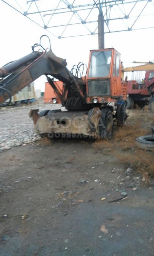 Продаю экскаваторы