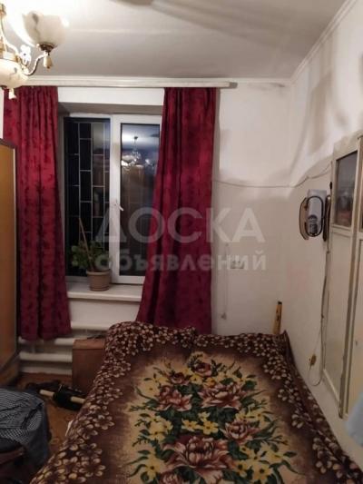 Продаю 1-комнатную квартиру, 16кв. м., этаж - 4/5, Айни шоторуставели.