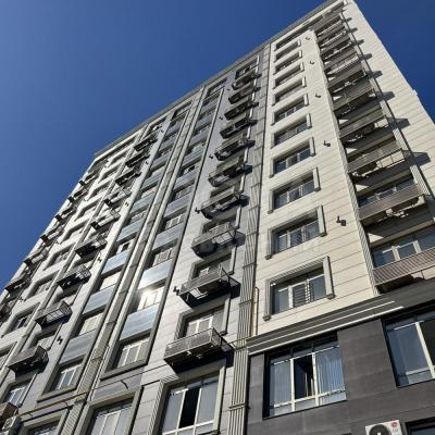 Продаю 1-комнатную квартиру, 64кв. м., этаж - 10/10, Ул. Токтогула 167/ Исанова .