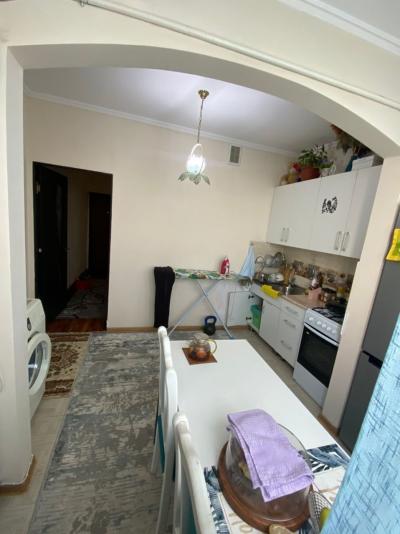 Продаю 1 комнатную квартиру в районе "Кок - Жар Сейтек" со свежим ремонтом