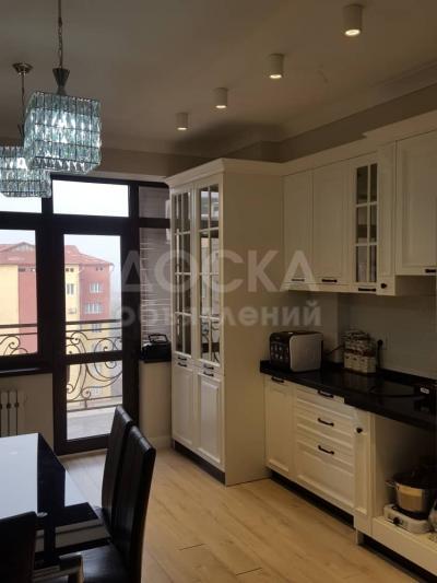 Продаю 3-комнатную квартиру, 107кв. м., этаж - 6/10,  Ажыбек Баатыра-Жунусалиева  ЖК Эльдорадо.