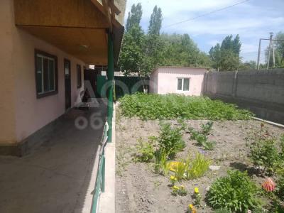 Продаю дом 7-ком. 150кв. м., этаж-2, 9-сот., стена кирпич, с. Лебединовка.