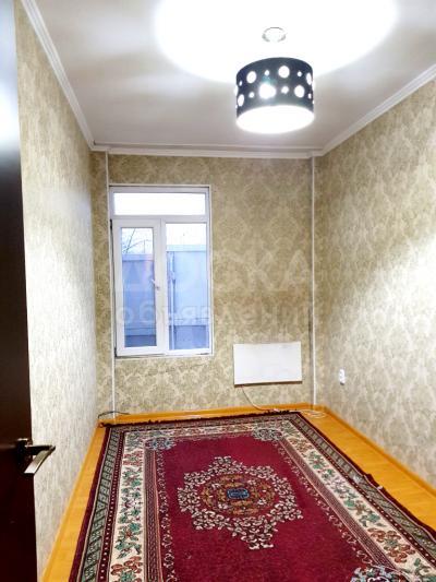 Продаю 2-комнатную квартиру, 45кв. м., этаж - 1/3, Космическая 69.