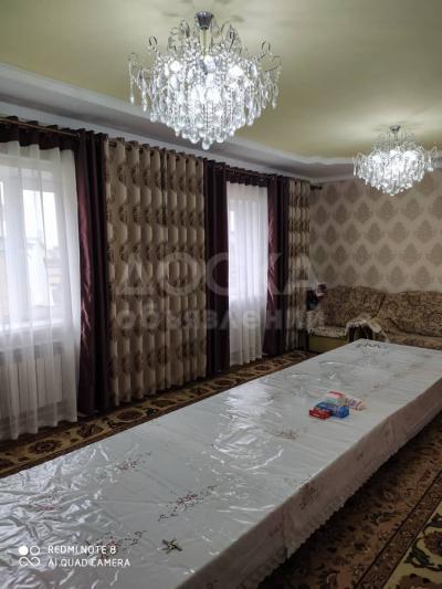 Продаю дом 6-ком. 100кв. м., этаж-1, 4-сот., стена кирпич, Ак-Ордо - 2.