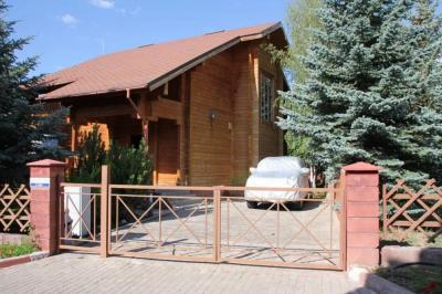 Продаю коттедж в зоне отдыха "Ак-Марал" Иссык-Куль, с. Бает.