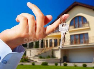 Продаю дом 4-ком., 200кв. м., этаж-2, 10-сот., стена кирпич, Новопкровке.