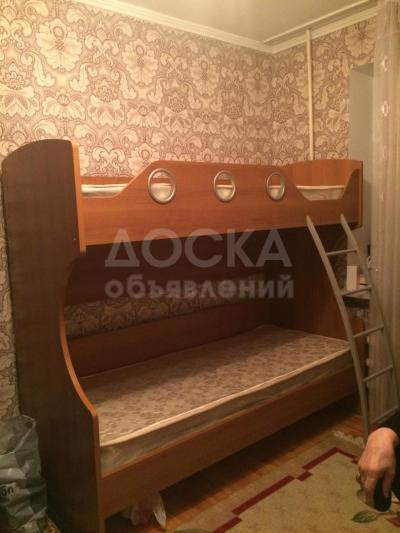 Срочно продаю двух-ярусную кровать, состояние отличное
*Цена: 15 000 сом
