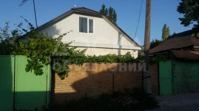 Продаю дом 6-ком., 145кв. м., этаж-1, 4-сот., стена кирпич, жм Селекция.